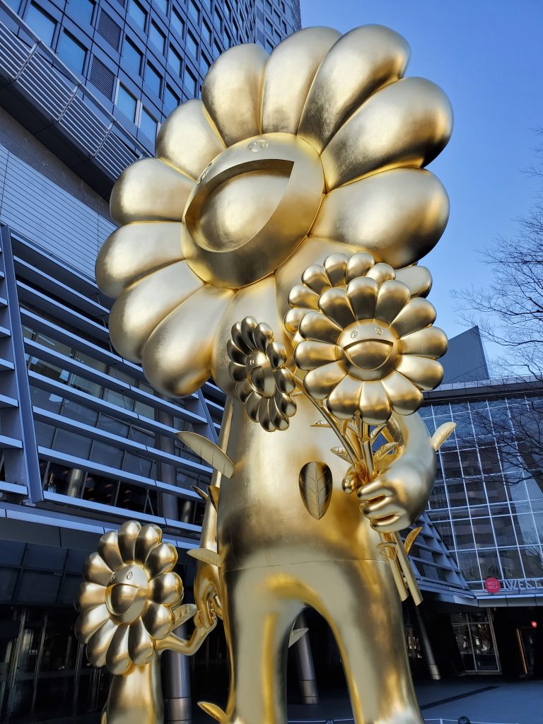 六本木ヒルズのTakashiMurakamiのオブジェ「お花の親子」が凄すぎる。